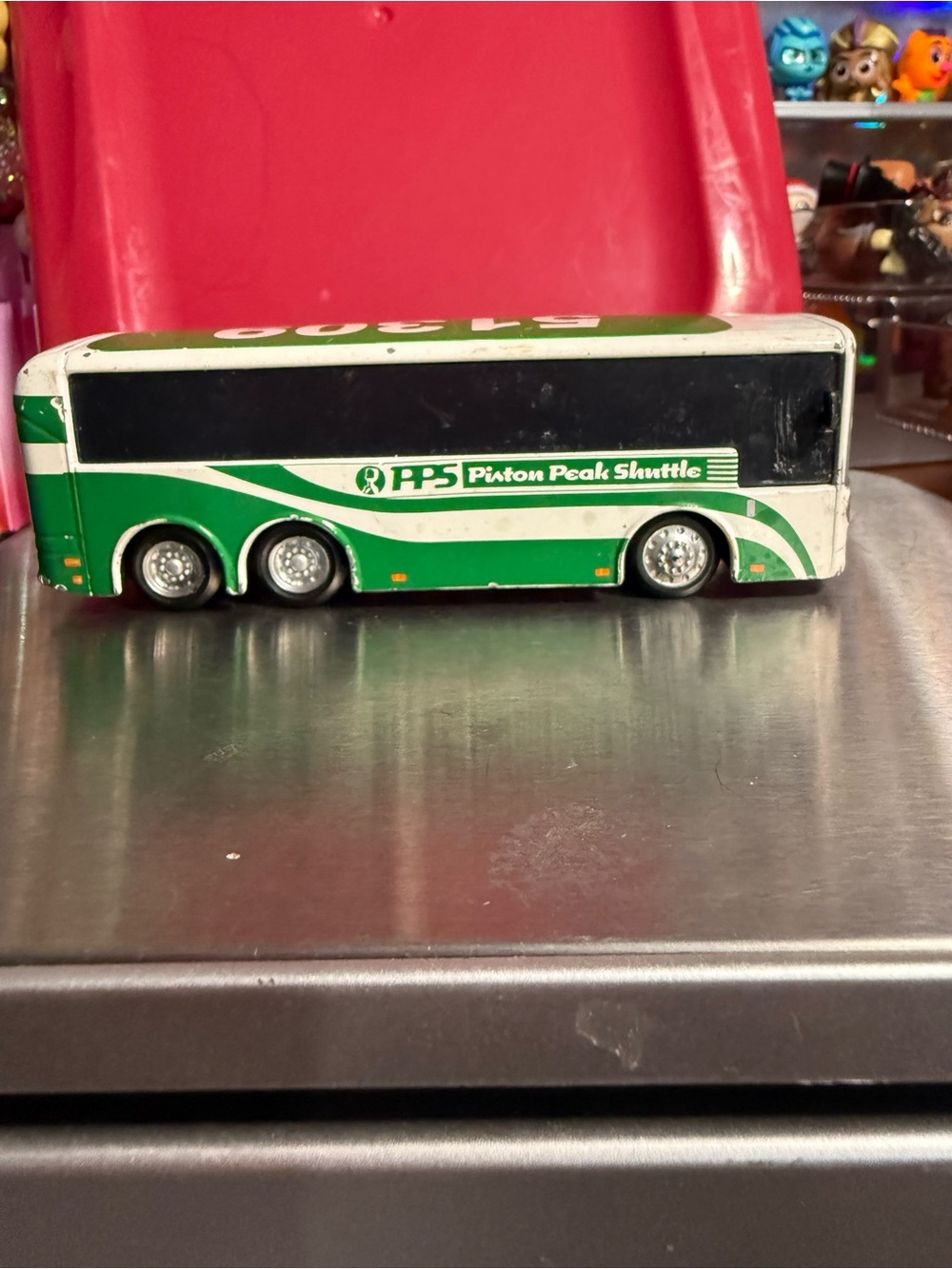 Disney Planes PISTON PEAK LINUS LINES Shuttle Mattel 2014 - Picture 5 of 8